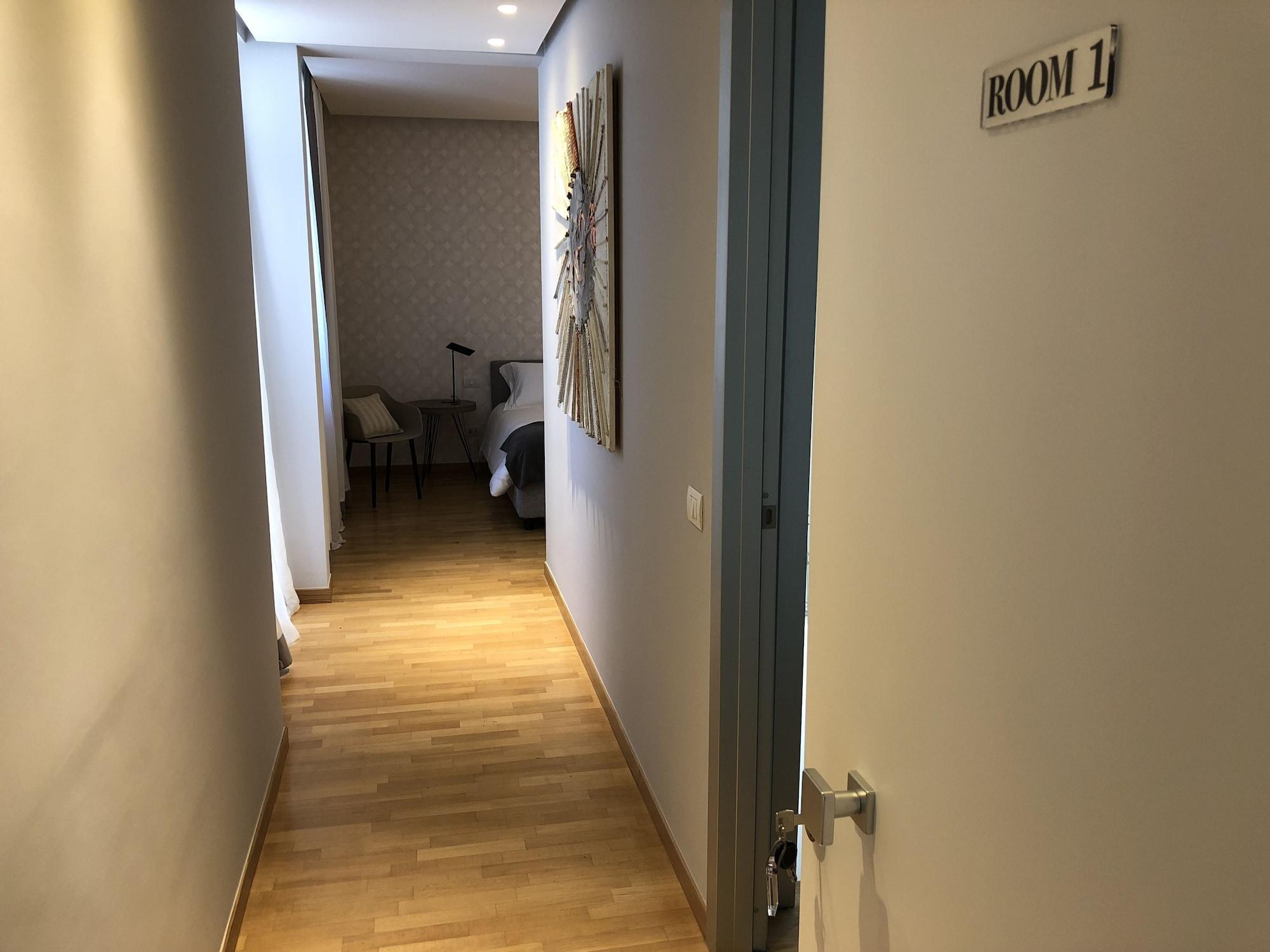 200 Rooms & Terrace Bari Kültér fotó