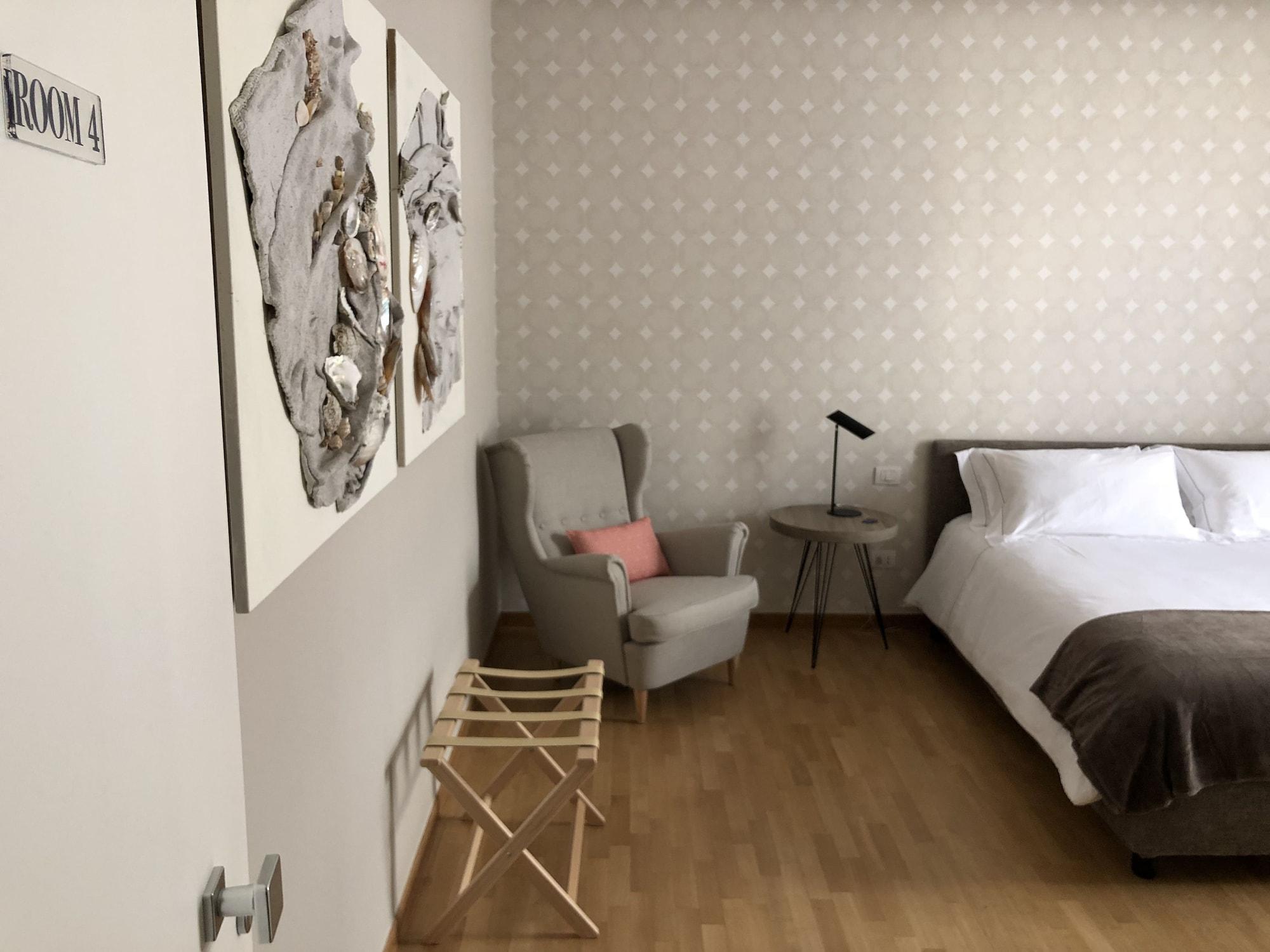 200 Rooms & Terrace Bari Kültér fotó
